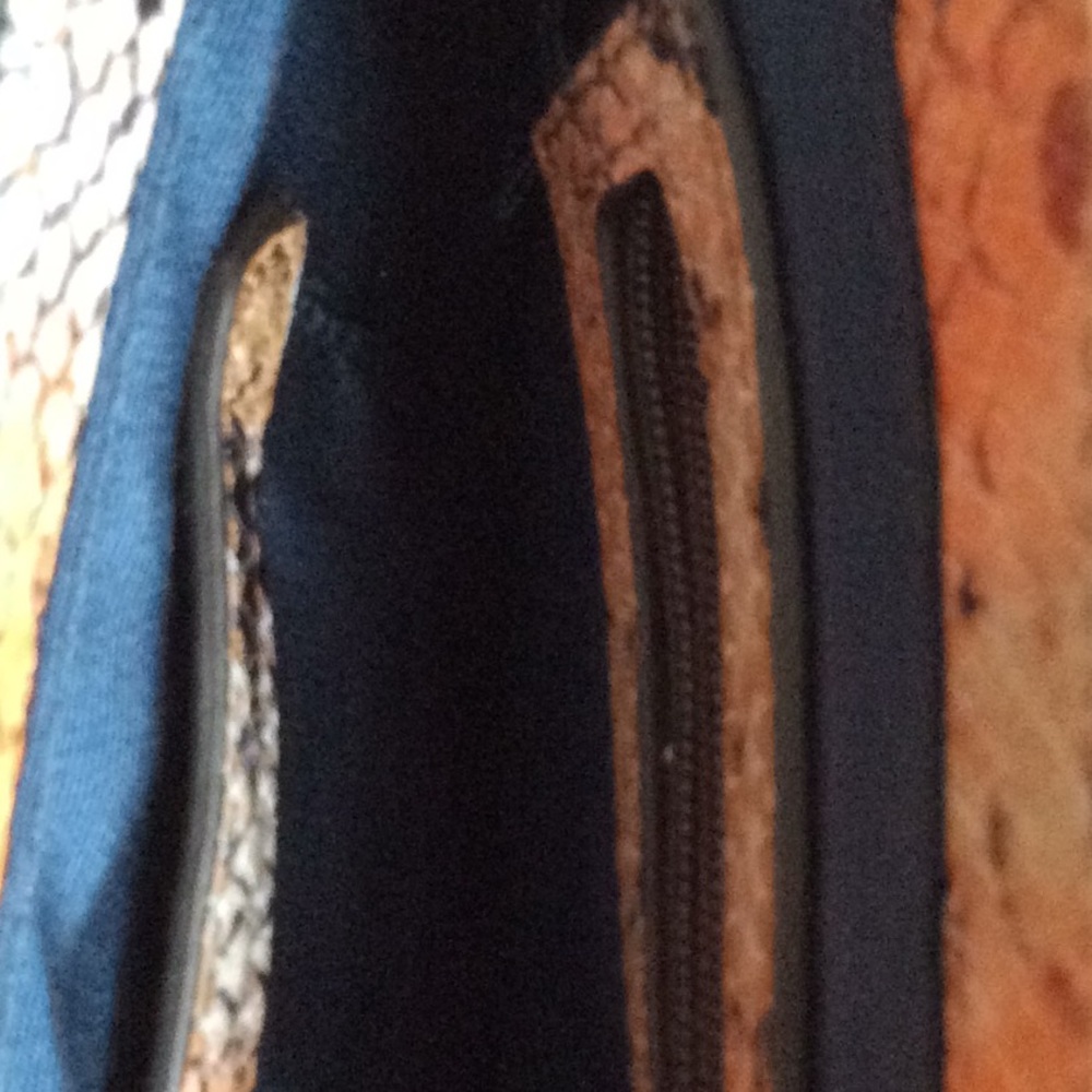 Bag - Picture 4 of 9